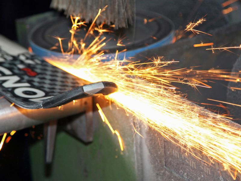 SKi and Snowboard Tunes and Repair Shop in Kelowna BC